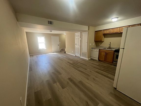 2nd image of 2408 Baywood Dr
