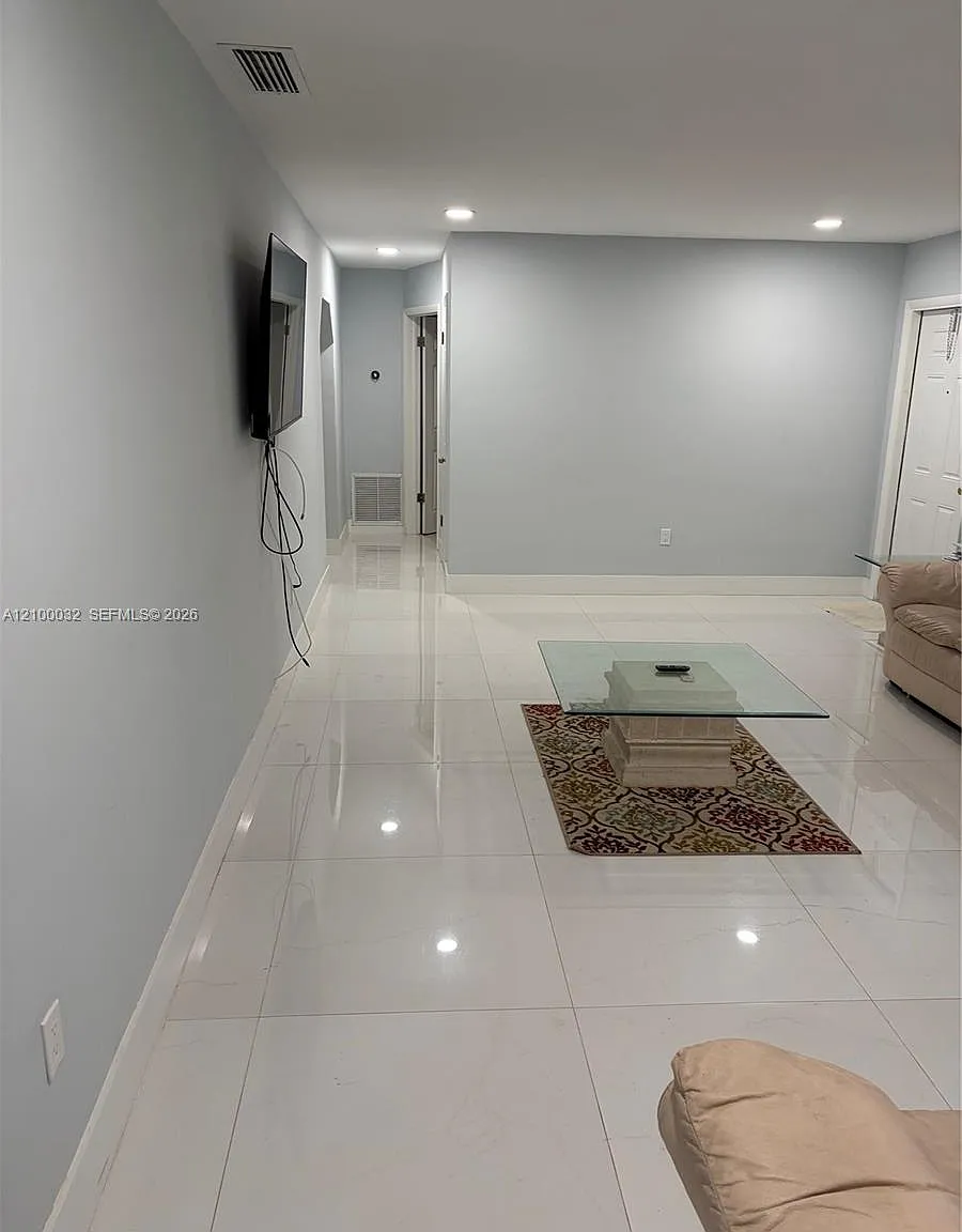 Green Homesites 1st Addn — Photo 4