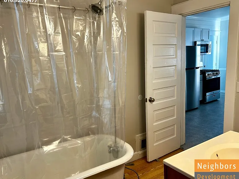 260 Eastern Ave SE #2 — Photo 13