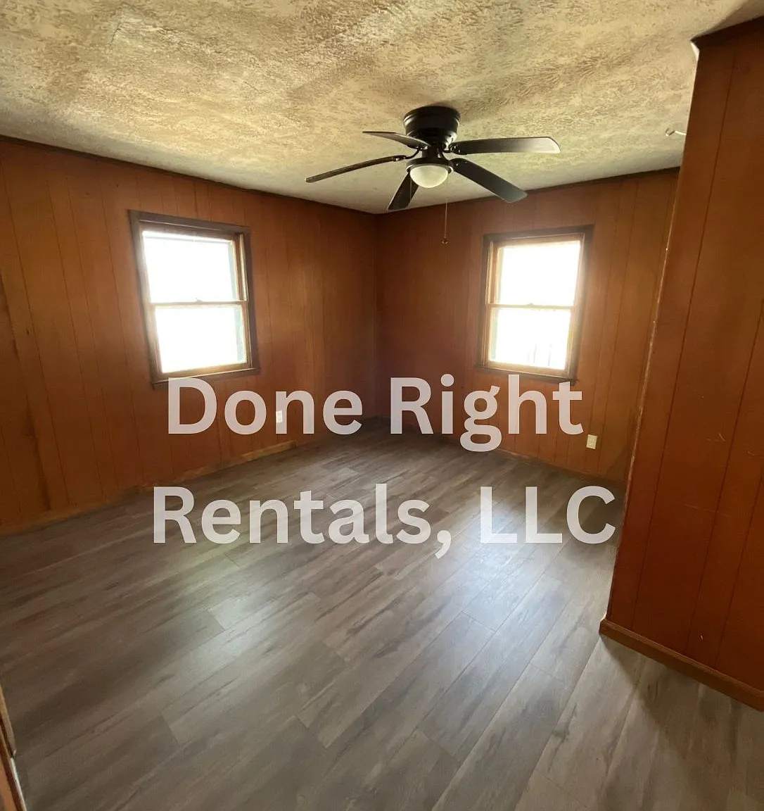 3 bed, 875 sqft, $800 — Photo 3