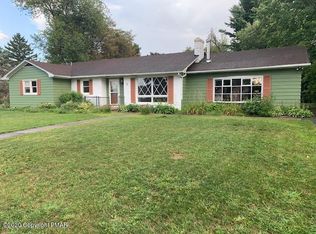 7 Rushinock Ln, Sugarloaf, PA 18249