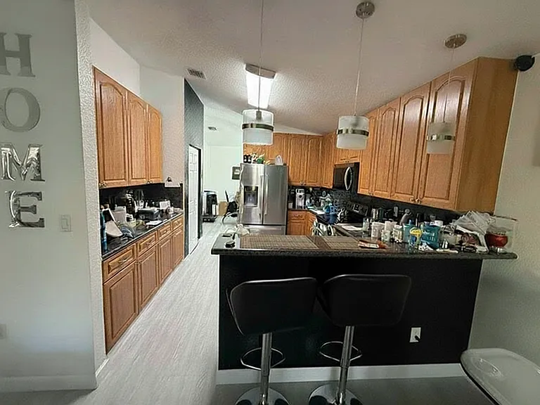 9121 SW 208th Ter — Photo 11