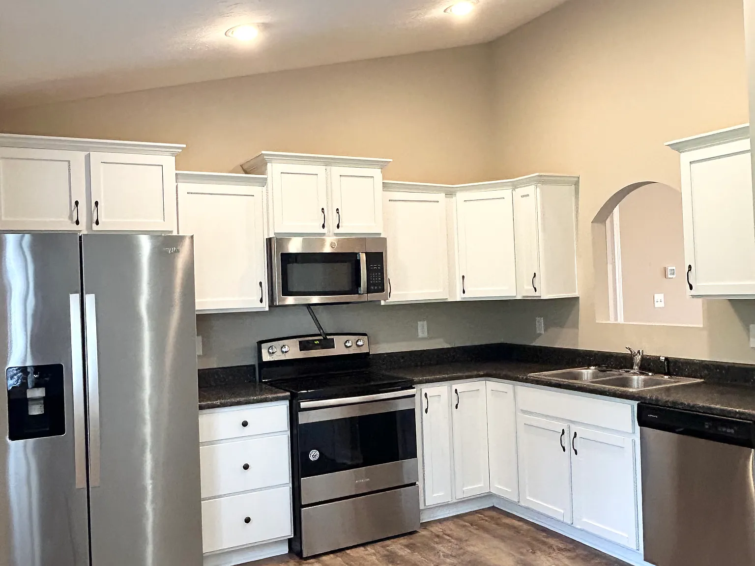 4 bed, 1495 sqft, $1,795 — Photo 4