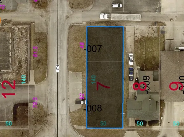 1020 Charleston Ave, Mattoon, IL 61938