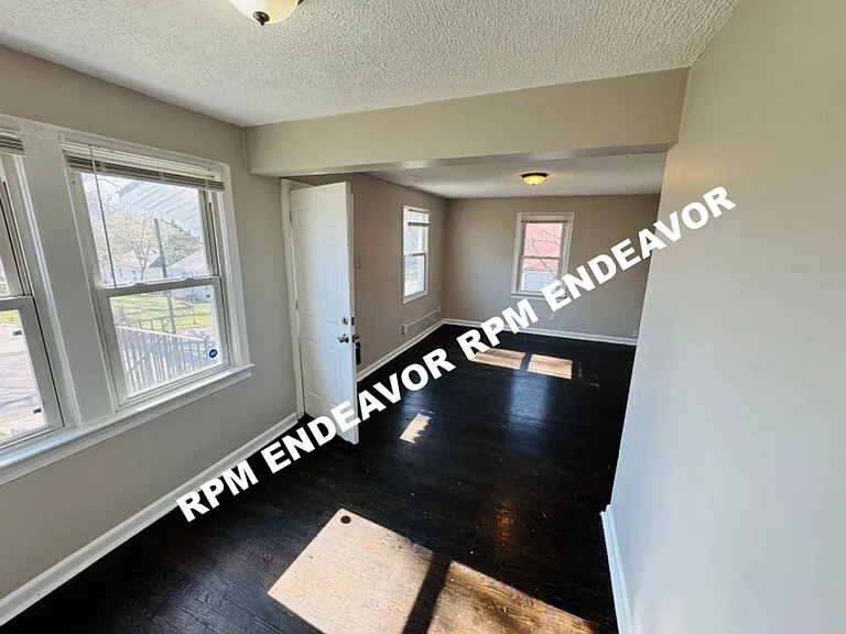 5615 Beldon Dr — Photo 6