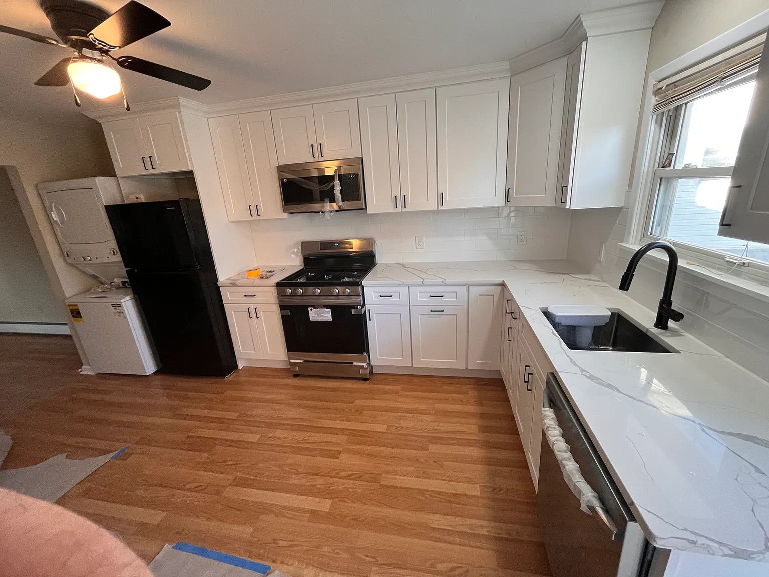 3 bed, $2,950 — Photo 2