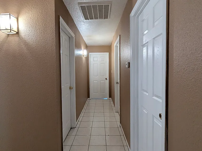 705 Marin Ave — Photo 9