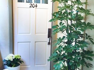 204 Glen Dr, Sausalito, CA 94965