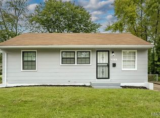 233 Cameron Rd, Saint Louis, MO 63137