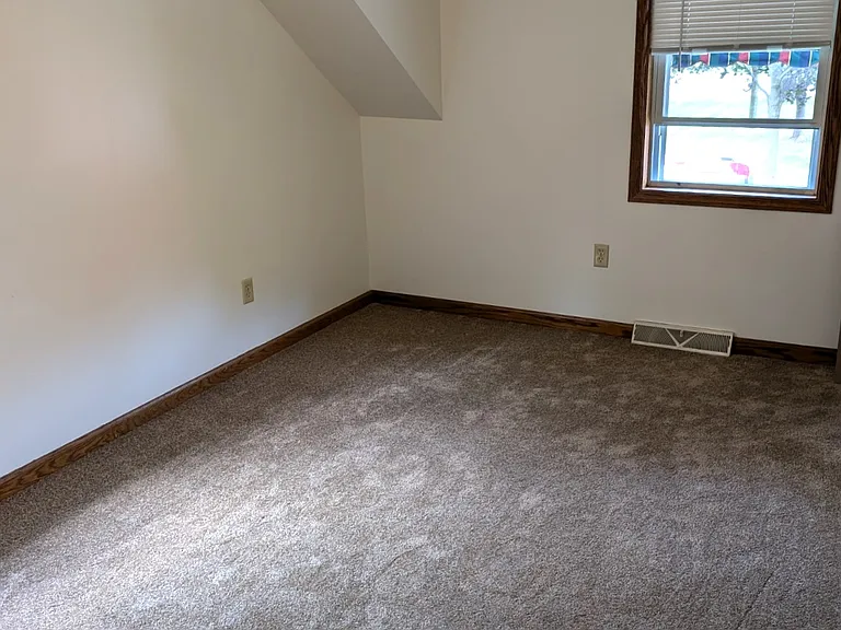 3599-3603 Abbott Rd — Photo 26