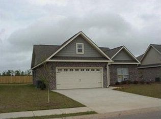 1146 Crown Walk Dr, Foley, AL 36535