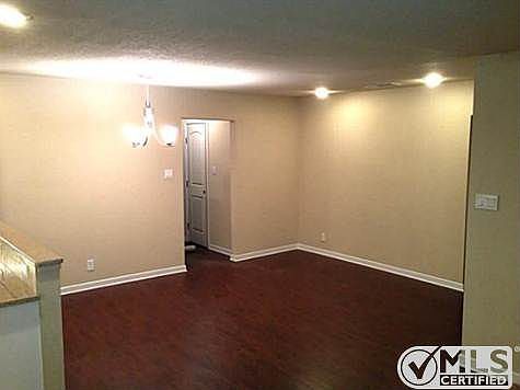 5th image of 710 Eastcliff Dr
