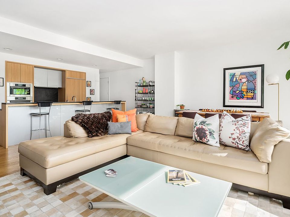 1st image of 311 West Broadway