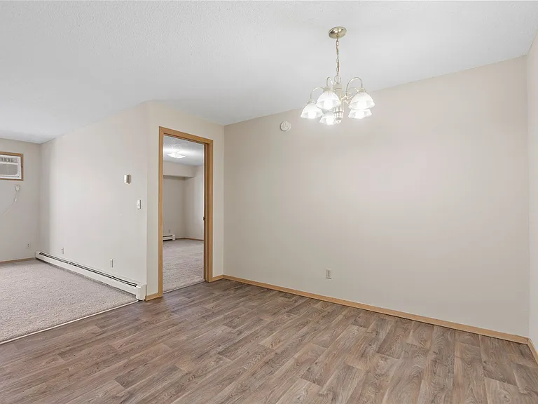 Wyndemere Apartments — Photo 60