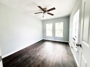 103 Cosmos St APT 4, Houston, TX 77009