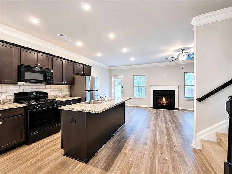 349 Turtle Creek Dr — Photo 3