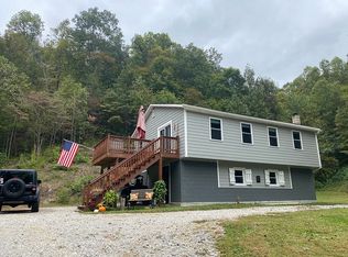 344 Garnet Cemetery Rd, Barbourville, KY 40906