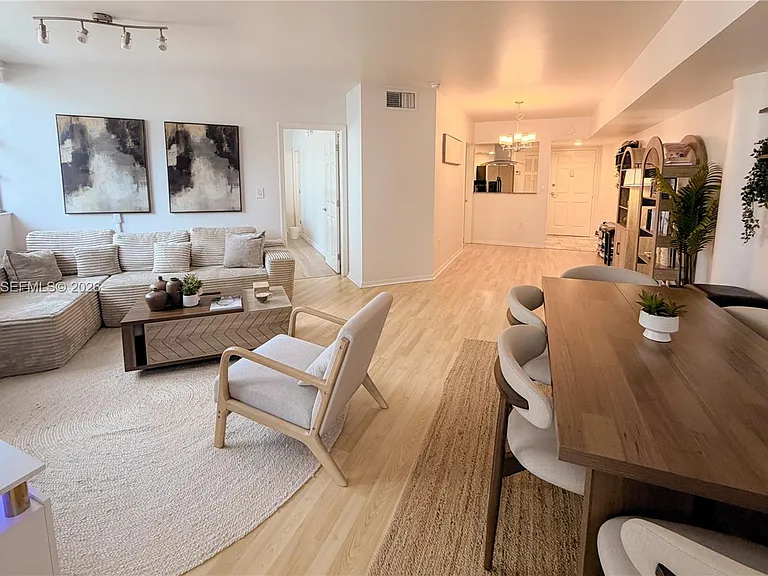 825 Brickell Bay Dr #2050 — Photo 1