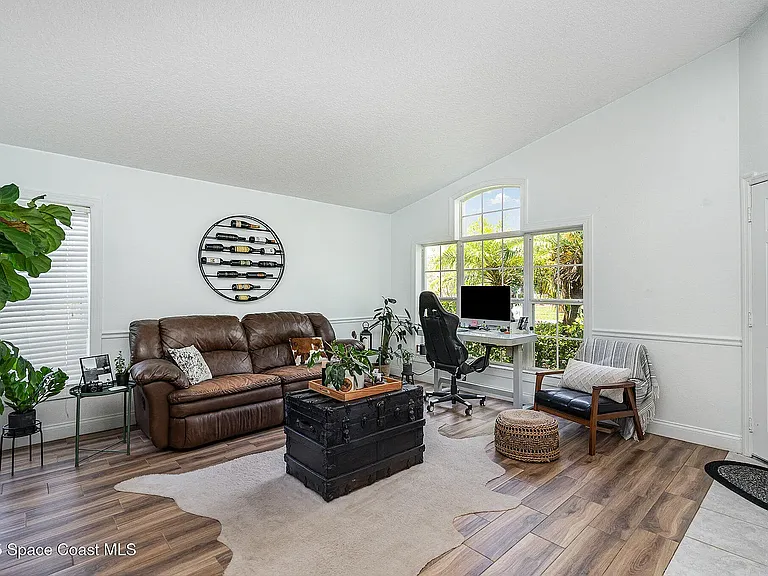 294 Brandy Creek Cir SE — Photo 2