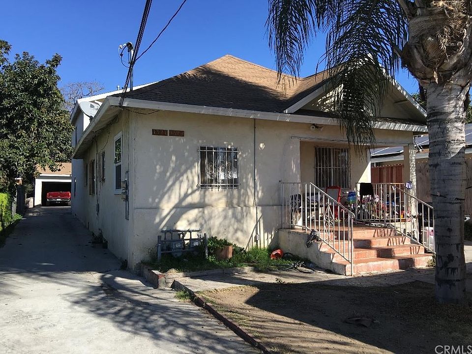 1st image of 1573 W 37th Pl