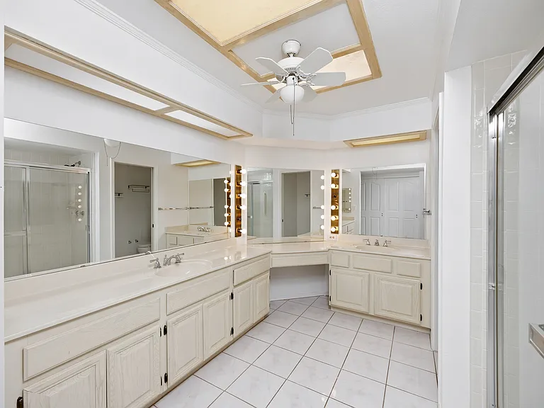 26009 S New Town Dr — Photo 15