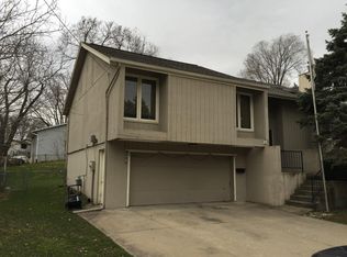 14 George St, Iowa City, IA 52246