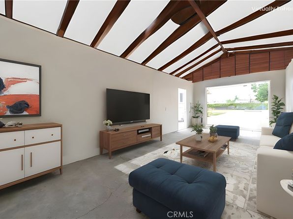1058 E Almond Ave, Orange, CA 92866
