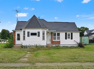 506 Buchanan St SW, Cascade, IA 52033
