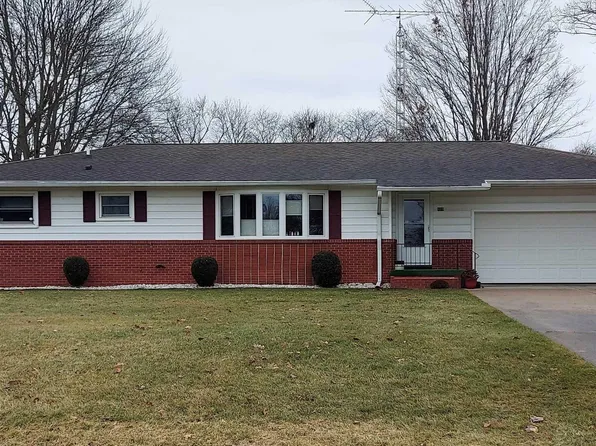 819 Wakefield Dr, Morenci, MI 49256