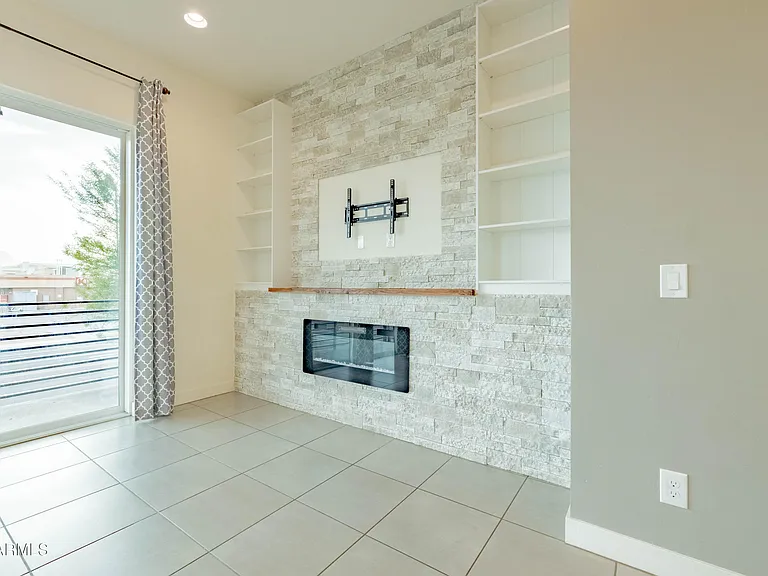 6850 E McDowell Rd #7 — Photo 24