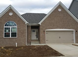 1089 Henderson Dr, Lexington, KY 40515