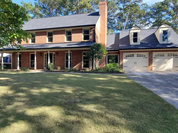 106 Sandtrap Rdg, Peachtree City, GA 30269