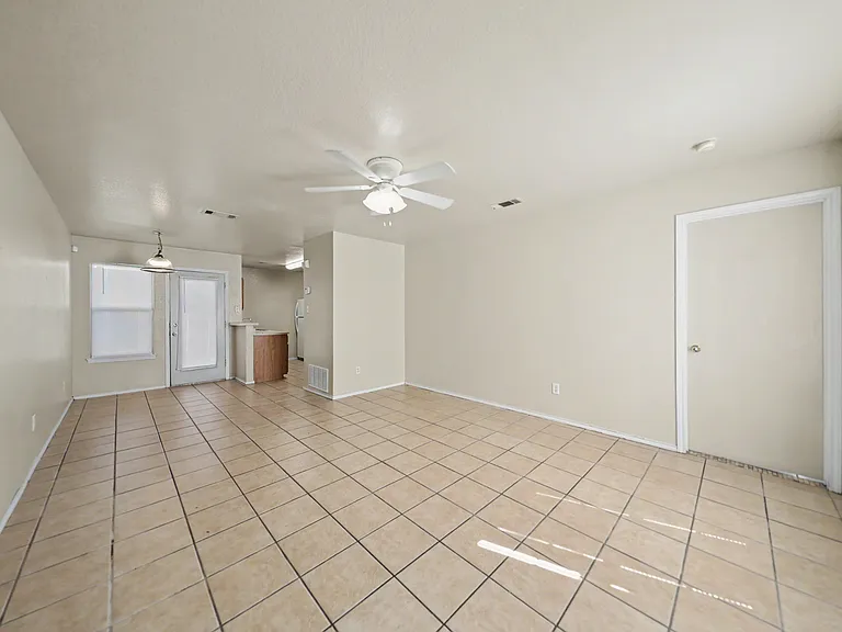 5811 Redstone Dr, Killeen — Photo 19