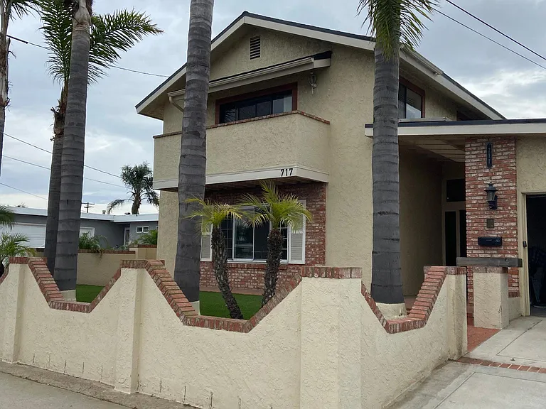 717 Oneonta Ave — Photo 2
