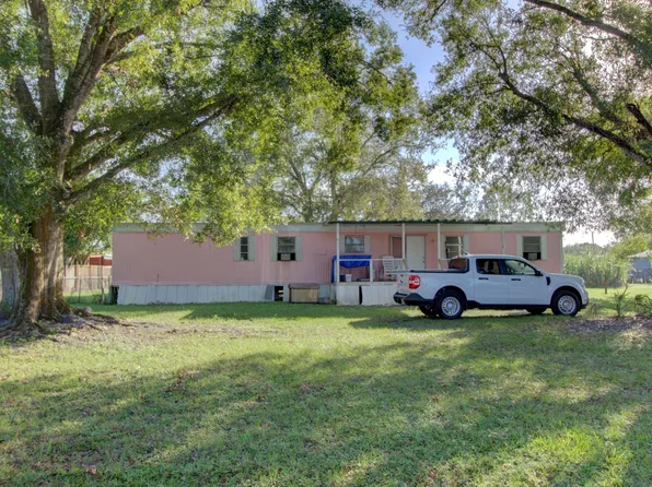 524 NE 60th Avenue, Okeechobee, FL 34974