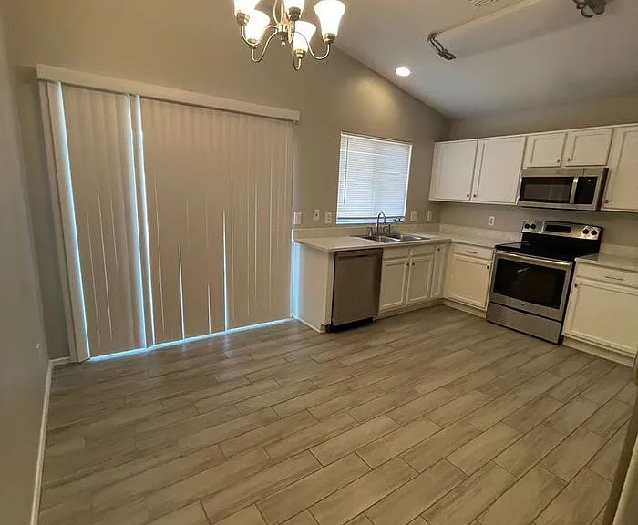 12220 W Rosewood Dr — Photo 9
