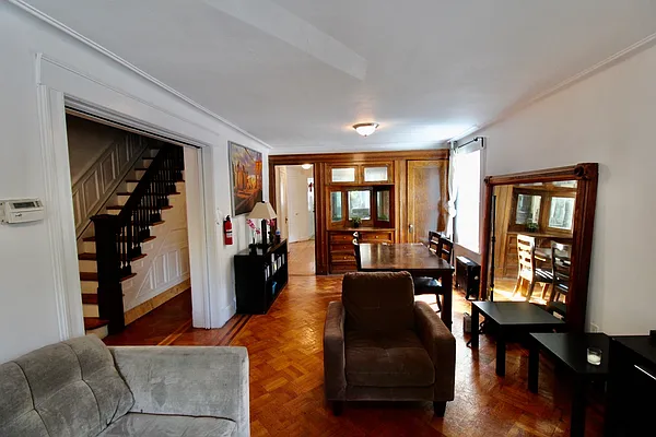 Rented by Owner | media 33