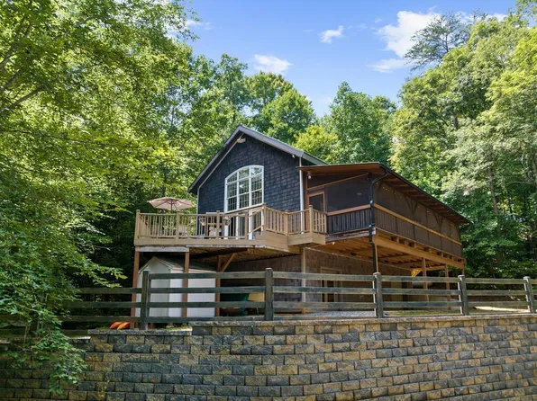 281 Pine Cone Rd, Blue Ridge, GA 30513