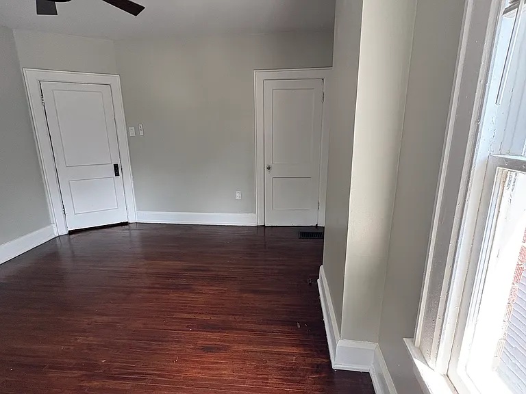 944 S Ohio Ave — Photo 30