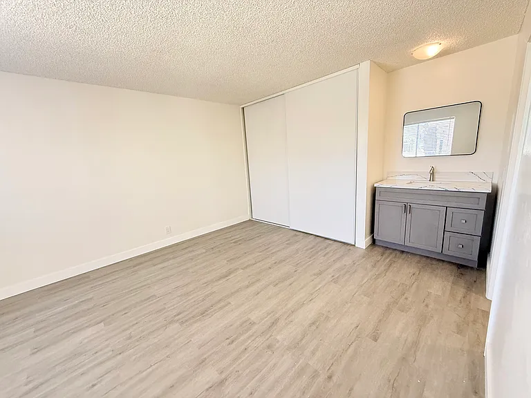 13237 Mohawk Rd #B — Photo 14
