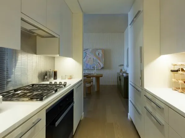 252 South Street 73E image 2 of 30