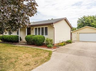 403 Market Ave SW, Mitchellville, IA 50169