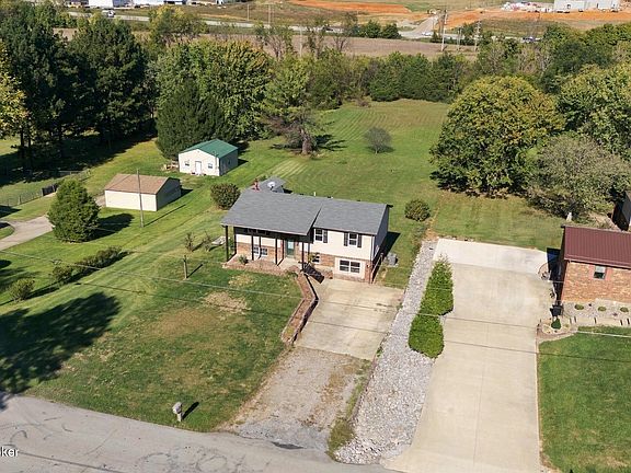 2nd image of 346 Valley View Dr