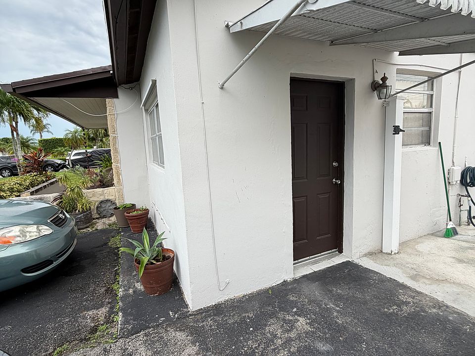 1st image of 12510 SW 33rd St