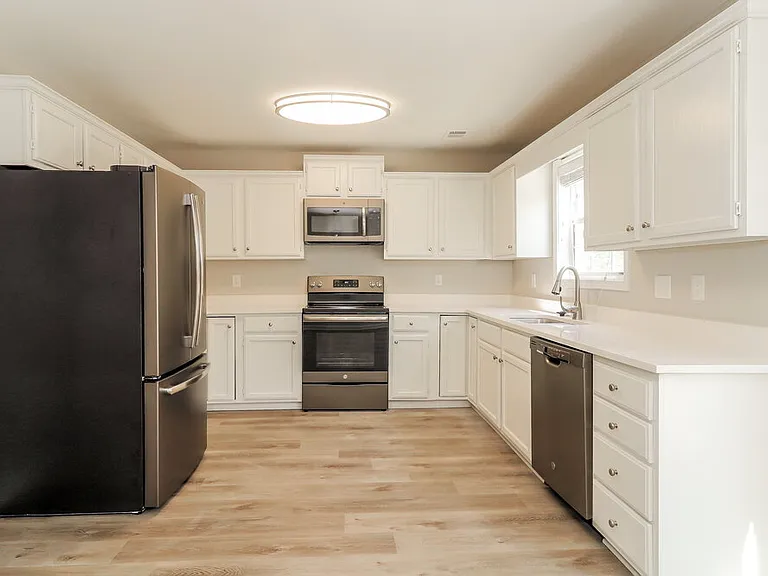 525 Hillcrest Cross Rd — Photo 7