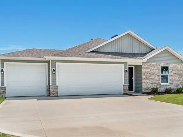 630 Dobby Ct, Bluffton, IN 46714