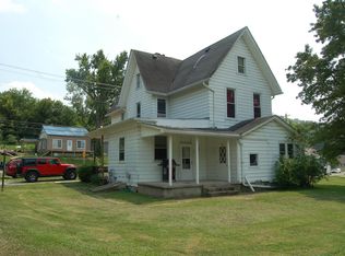 136 W Conwell St, Aurora, IN 47001