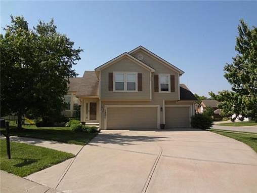 1st image of 1321 Honeysuckle Ct
