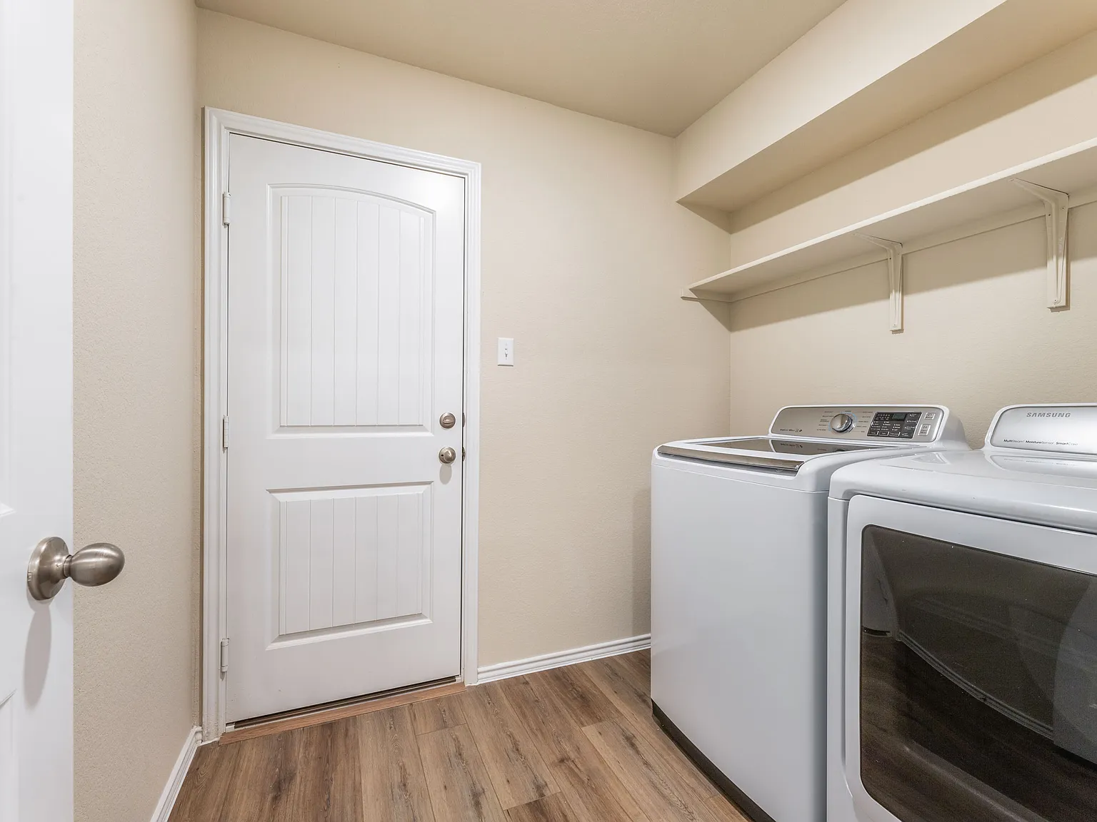 4 bed, 1786 sqft, $2,149 — Photo 4