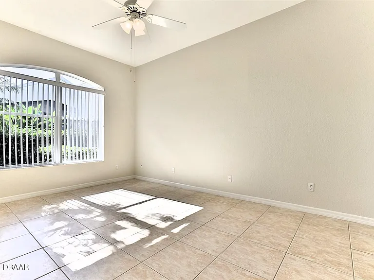1161 Siesta Key Cir — Photo 17